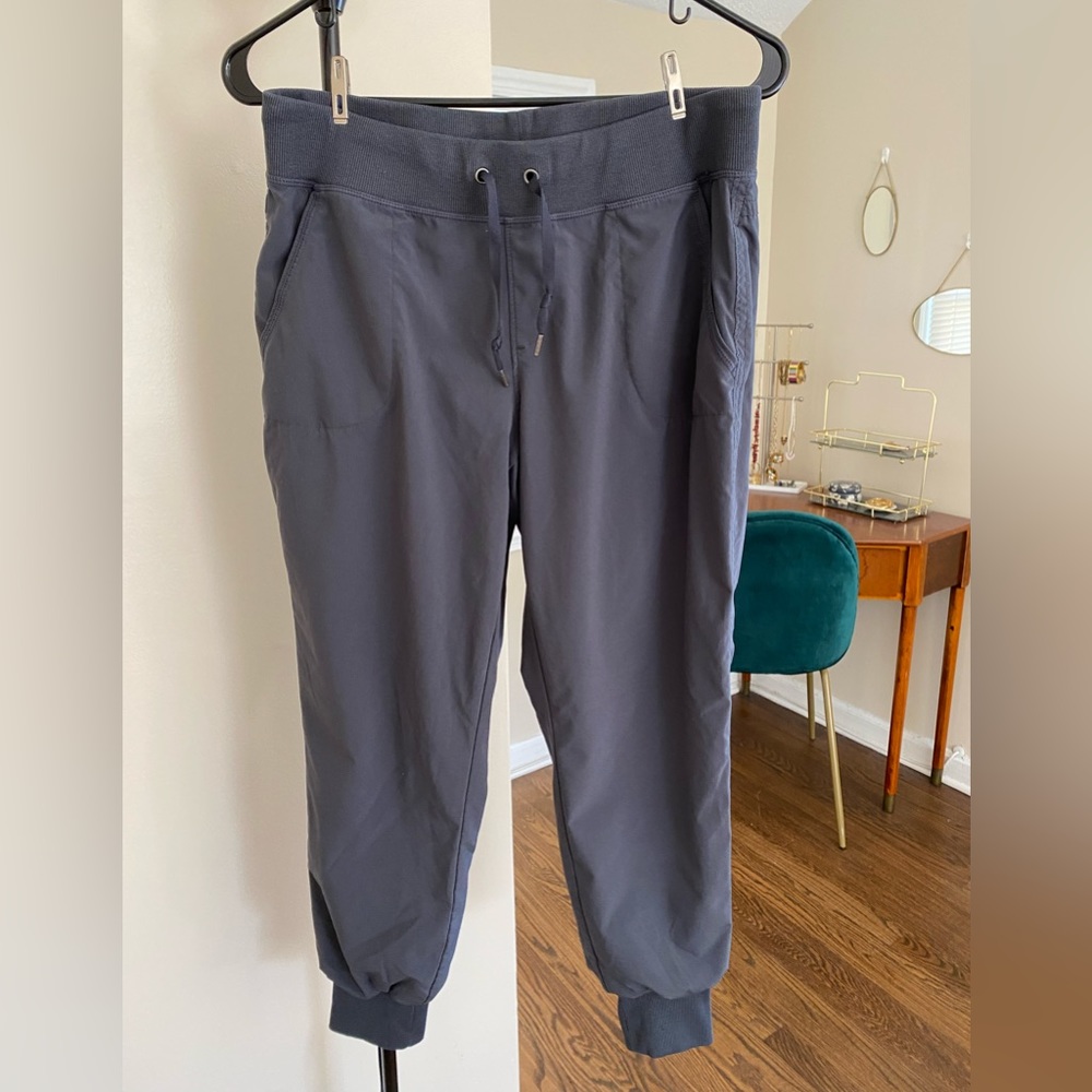 Athleta joggers lined and petite